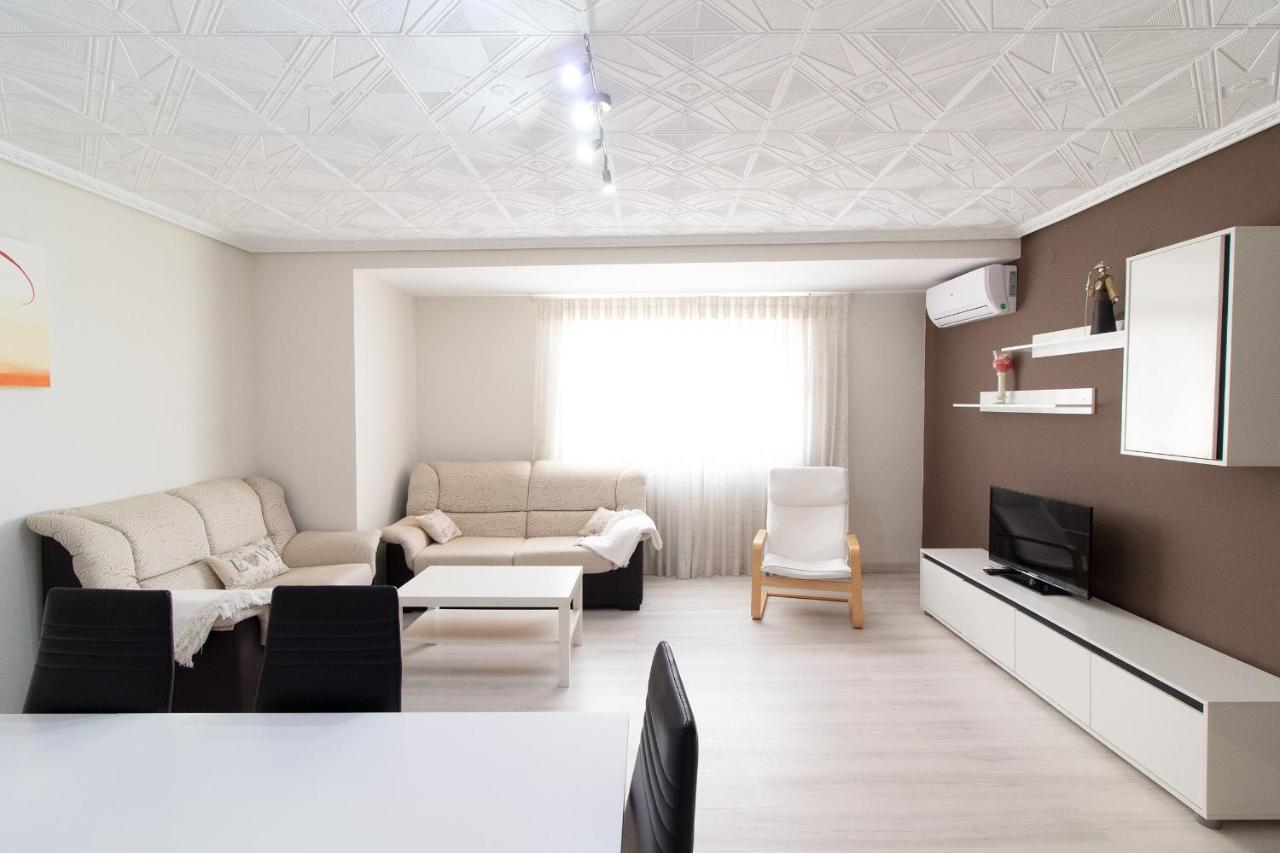 Global Properties, Apartamento De 4 Habitaciones A 100 M De La Playa Пуэтро-де-Сагунто Экстерьер фото
