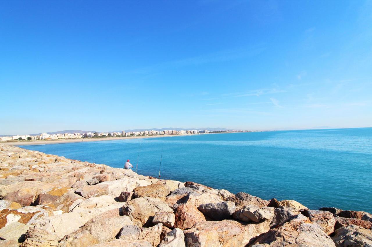 Global Properties, Apartamento De 4 Habitaciones A 100 M De La Playa Пуэтро-де-Сагунто Экстерьер фото